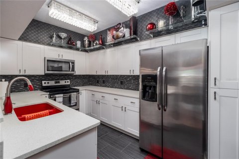 Condo in Jacksonville, Florida, 4 bedrooms  № 1868887 - photo 7