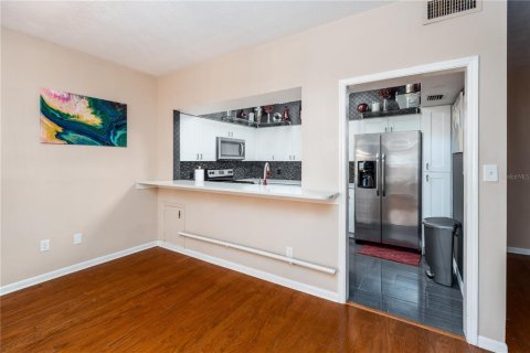 Condo in Jacksonville, Florida, 4 bedrooms  № 1868887 - photo 6