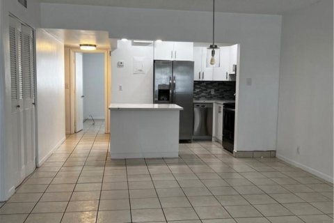 Condominio en alquiler en Pompano Beach, Florida, 3 dormitorios, 111.48 m2 № 2083499 - foto 5