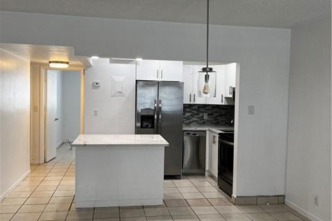 Condominio en alquiler en Pompano Beach, Florida, 3 dormitorios, 111.48 m2 № 2083499 - foto 12