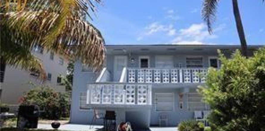 Condominio en Pompano Beach, Florida, 3 dormitorios  № 2083499