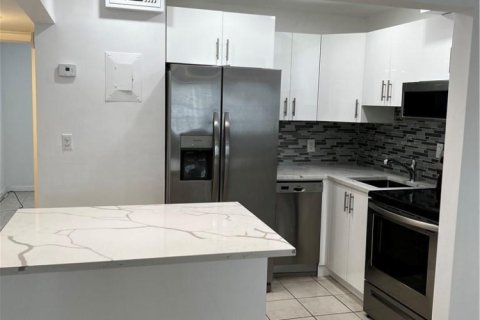 Condominio en alquiler en Pompano Beach, Florida, 3 dormitorios, 111.48 m2 № 2083499 - foto 14