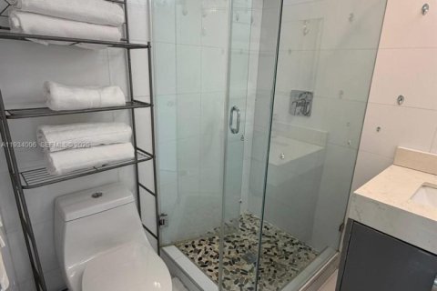 Immobilier commercial à louer à Miami, Floride: 1 chambre, 23.23 m2 № 1992270 - photo 5