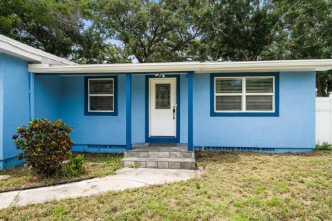 House in Largo, Florida 3 bedrooms, 125.98 sq.m. № 1835016 - photo 29