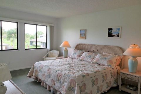 Condo in Sarasota, Florida, 2 bedrooms  № 1915093 - photo 8
