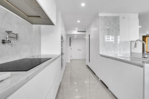 Купить кондоминиум в Бока-Ратон, Флорида 6 комнат, 225.75м2, № 2083802 - фото 11