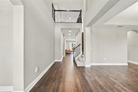 House in Wesley Chapel, Florida 6 bedrooms, 506.5 sq.m. № 2391364 - photo 17