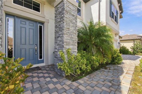 House in Wesley Chapel, Florida 6 bedrooms, 506.5 sq.m. № 2391364 - photo 16