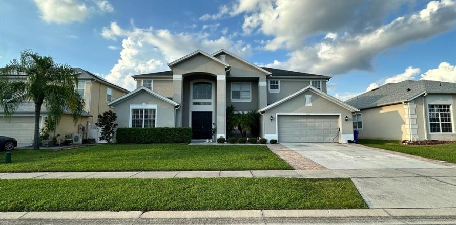 House in Kissimmee, Florida 5 bedrooms, 324.88 sq.m. № 1400772