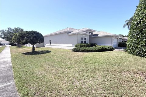 House in Clearwater, Florida 3 bedrooms, 174.1 sq.m. № 2151175 - photo 14