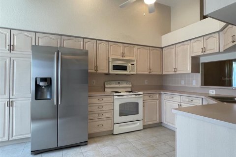 House in Clearwater, Florida 3 bedrooms, 174.1 sq.m. № 2151175 - photo 5