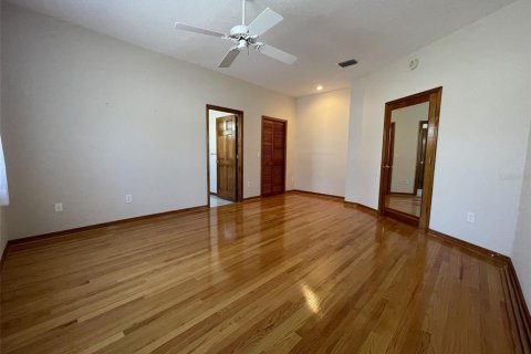 House in Clearwater, Florida 3 bedrooms, 174.1 sq.m. № 2151175 - photo 7