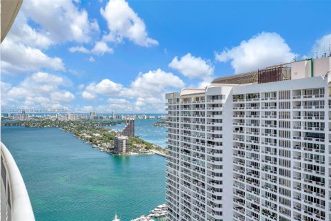 Condominio en venta en Miami, Florida, 46.73 m2 № 1940903 - foto 18