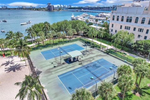 Condominio en venta en Miami, Florida, 46.73 m2 № 1940903 - foto 28