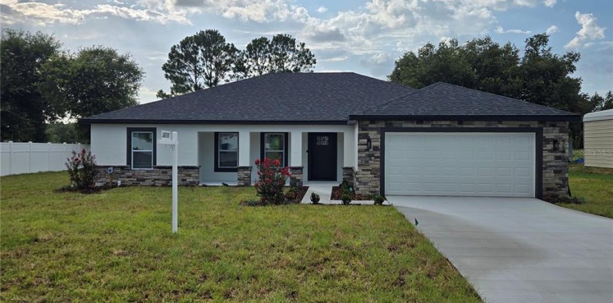 House in Spring Hill, Florida 3 bedrooms, 177.44 sq.m. № 1796677