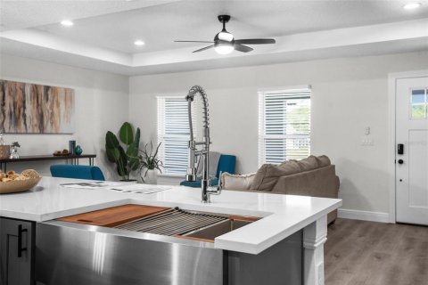 House in Spring Hill, Florida 3 bedrooms, 177.44 sq.m. № 1796677 - photo 8