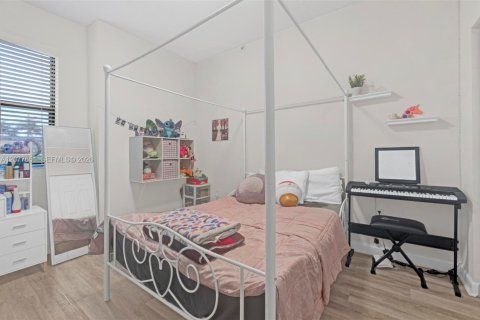 Купить таунхаус в Хомстед, Флорида 3 спальни, 161.65м2, № 2320115 - фото 13