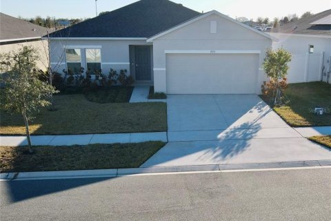 Casa en venta en Groveland, Florida, 3 dormitorios, 139.35 m2 № 2212584 - foto 2