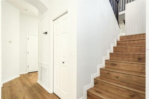 Villa ou maison à vendre à Odessa, Floride: 5 chambres, 393.72 m2 № 2093199 - photo 19