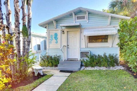 Apartment in Lake Worth, Florida 1 bedroom, 65.03 sq.m. № 2177213