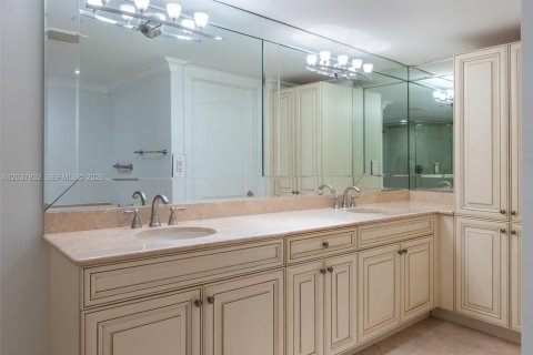 Copropriété à louer à Boca Raton, Floride: 3 chambres, 282.33 m2 № 2335959 - photo 12