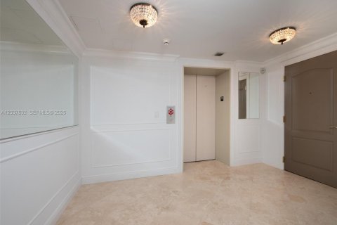 Copropriété à louer à Boca Raton, Floride: 3 chambres, 282.33 m2 № 2335959 - photo 3
