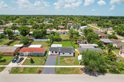 Villa ou maison à vendre à Homestead, Floride: 4 chambres, 148.83 m2 № 1921098 - photo 28