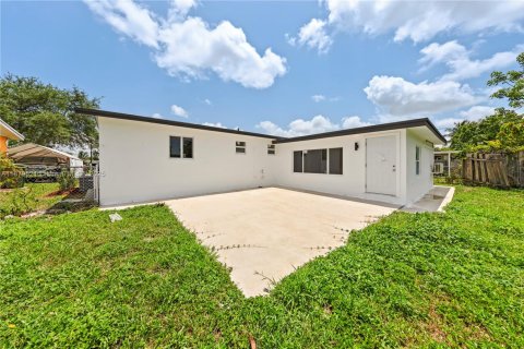 Villa ou maison à vendre à Homestead, Floride: 4 chambres, 148.83 m2 № 1921098 - photo 23