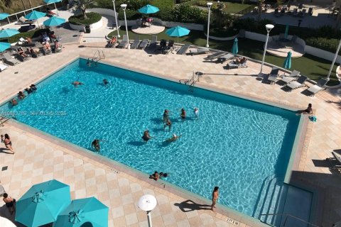 Copropriété à louer à Miami Beach, Floride: 1 chambre, 78.5 m2 № 2370380 - photo 3