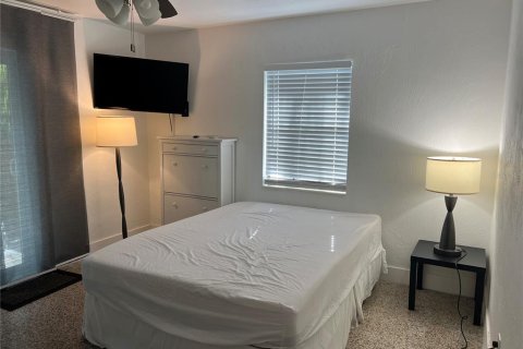 Casa en venta en Temple Terrace, Florida, 4 dormitorios, 169.18 m2 № 1912004 - foto 17