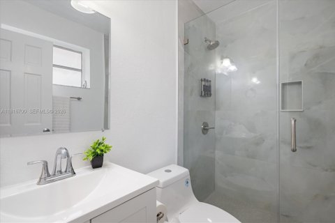 Снять в аренду виллу или дом в Майами, Флорида 3 спальни, 147.62м2, № 1937610 - фото 20