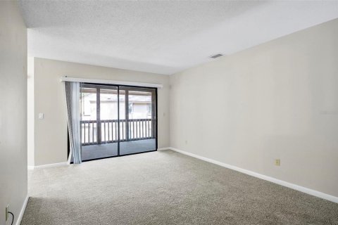 Condo in Palm Coast, Florida, 2 bedrooms  № 1799809 - photo 6