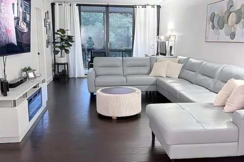 Condo in Coral Springs, Florida, 3 bedrooms  № 2387769