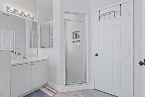 Condo in Homestead, Florida, 2 bedrooms  № 2010331 - photo 14