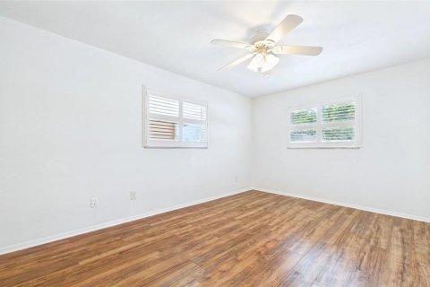Villa ou maison à vendre à Dunedin, Floride: 1 chambre, 67.08 m2 № 2102228 - photo 17