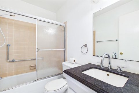 Villa ou maison à vendre à Dunedin, Floride: 1 chambre, 67.08 m2 № 2102228 - photo 20