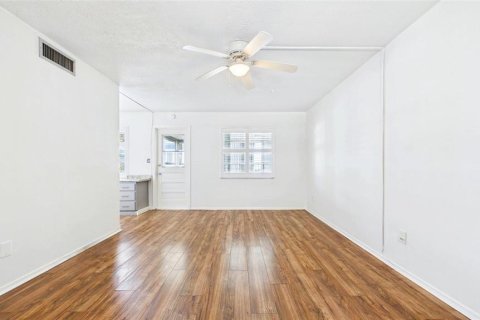 Villa ou maison à vendre à Dunedin, Floride: 1 chambre, 67.08 m2 № 2102228 - photo 10