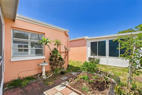 Villa ou maison à vendre à Dunedin, Floride: 1 chambre, 67.08 m2 № 2102228 - photo 27