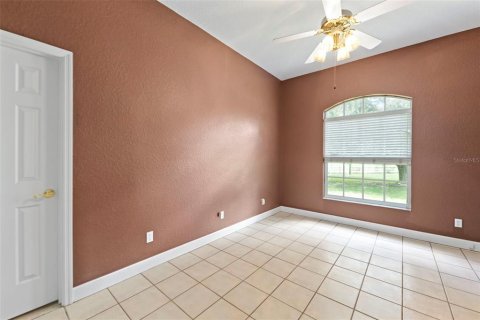 House in Winter Haven, Florida 4 bedrooms, 236.81 sq.m. № 1915881 - photo 27