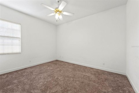 House in Winter Haven, Florida 4 bedrooms, 236.81 sq.m. № 1915881 - photo 19