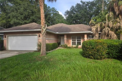 House in Gainesville, Florida 3 bedrooms, 146.23 sq.m. № 2358474