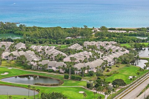 Townhouse in Jupiter, Florida 3 bedrooms, 149.67 sq.m. № 2170092 - photo 21