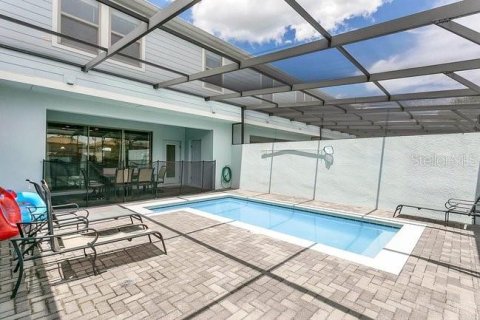 Townhouse in Kissimmee, Florida 5 bedrooms, 210.24 sq.m. № 2102488 - photo 29