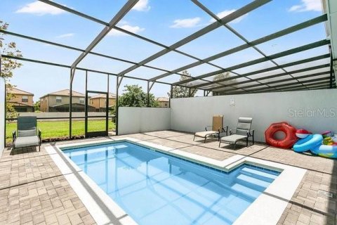 Townhouse in Kissimmee, Florida 5 bedrooms, 210.24 sq.m. № 2102488 - photo 28