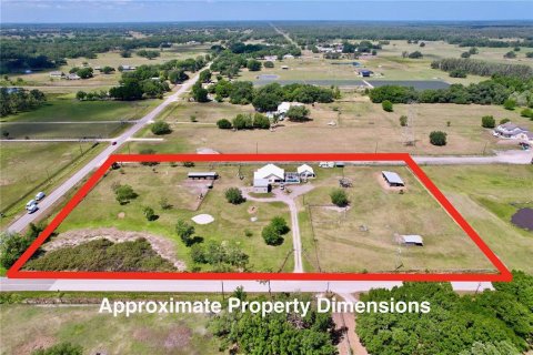 Casa en venta en Lakeland, Florida, 5 dormitorios, 265.89 m2 № 2427422 - foto 5