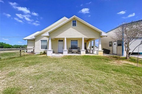 Casa en Lakeland, Florida 5 dormitorios, 265.89 m2 № 2427422