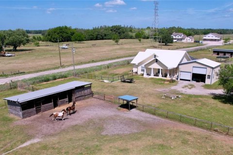 Casa en venta en Lakeland, Florida, 5 dormitorios, 265.89 m2 № 2427422 - foto 2