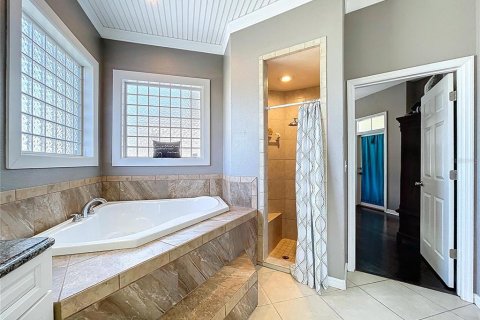 Casa en venta en Lakeland, Florida, 5 dormitorios, 265.89 m2 № 2427422 - foto 7
