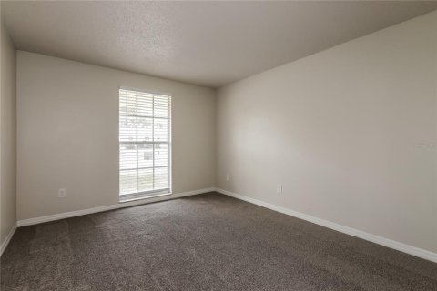 Casa en alquiler en Brandon, Florida, 3 dormitorios, 125.7 m2 № 1906851 - foto 12