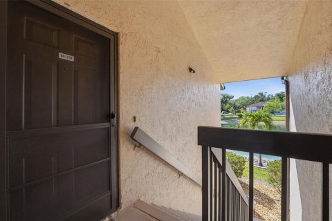 Condominio en venta en Port Charlotte, Florida, 2 dormitorios, 83.52 m2 № 2231517 - foto 10